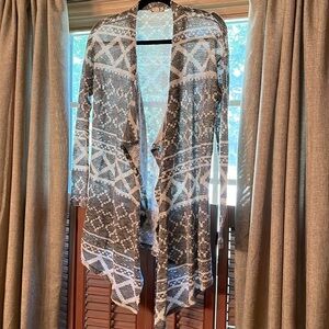 Eyeshadow cardigan size Medium